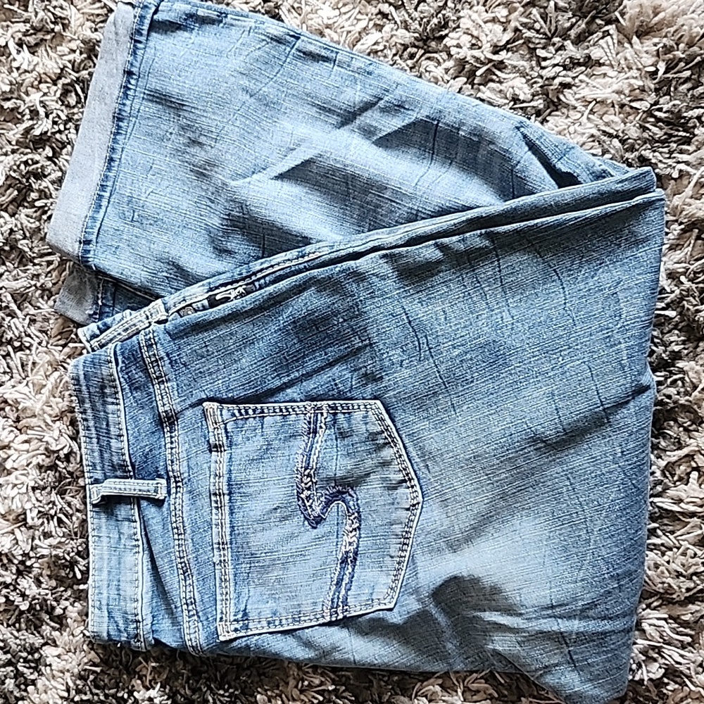 Silver Jeans Suki Capri